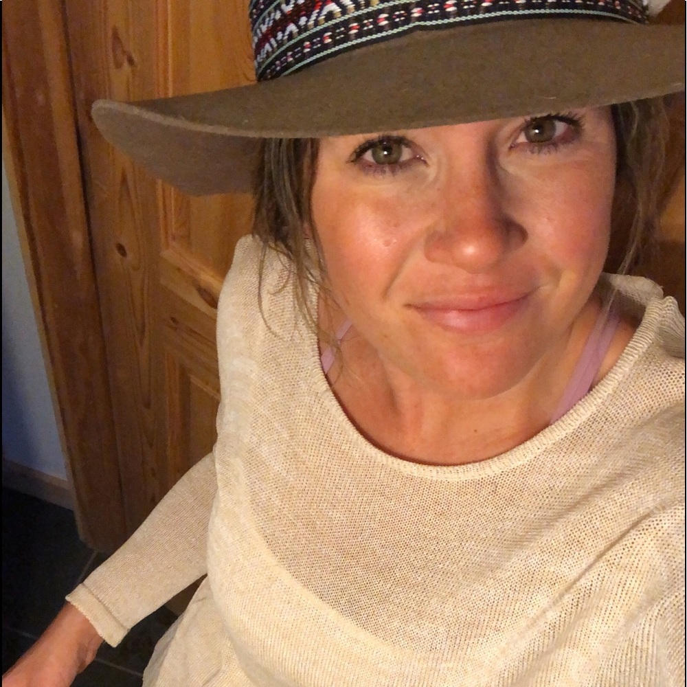 Meet your Posher, Gina